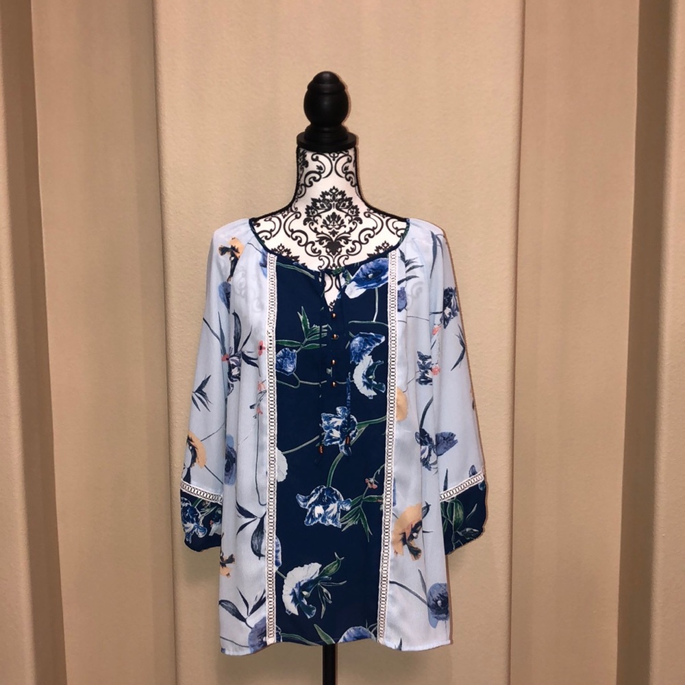 New Ivanka Trump V Neck Blouse